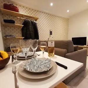  Appartement #2 # Place Charmante