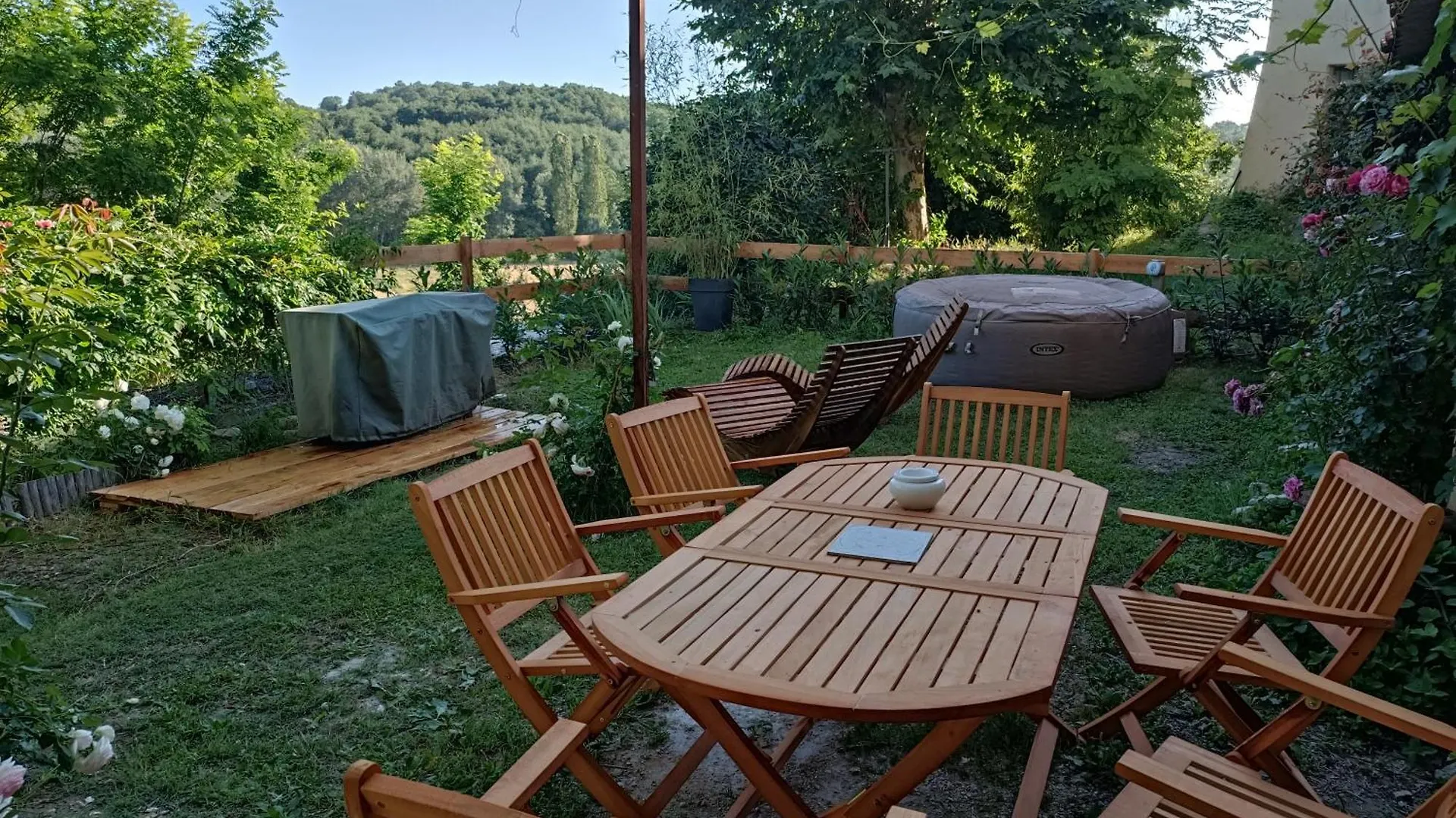 Jolie Maisonnette Niozelles